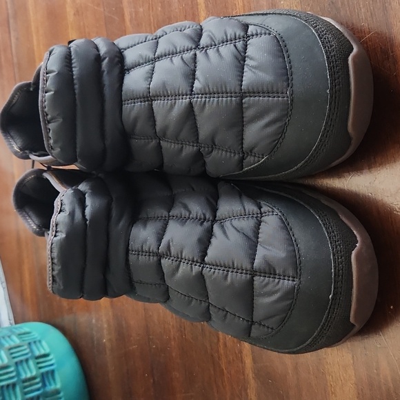 L.L. Bean Mens Mountain Classic Quilted Boots main image 6